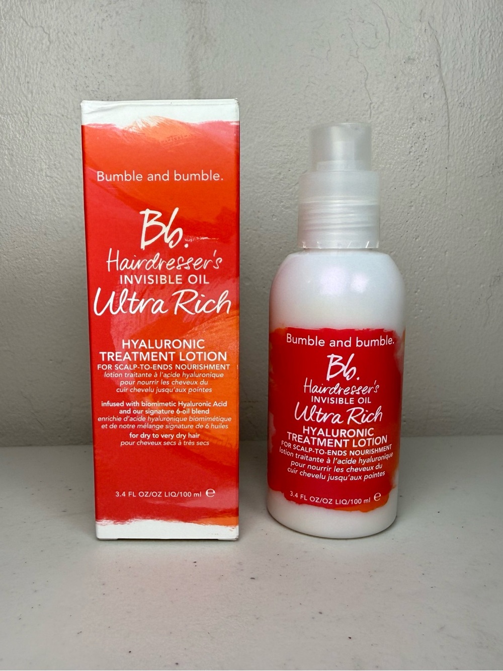 Bumble and bumble White and Coral Boxed Hair Product